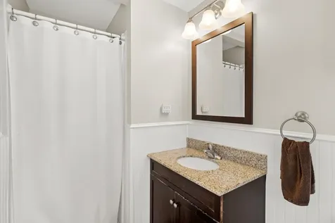 7 Den Avenue Merrimack NH 03054