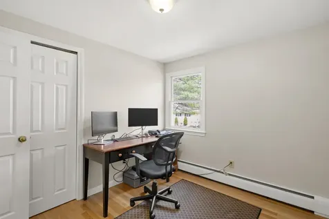 7 Den Avenue Merrimack NH 03054