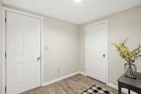 7 Den Avenue Merrimack NH 03054
