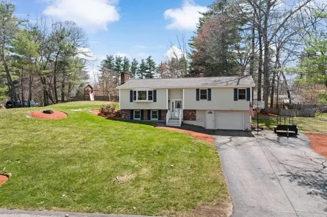 7 Den Avenue Merrimack NH 03054