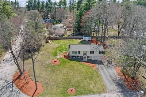 7 Den Avenue Merrimack NH 03054