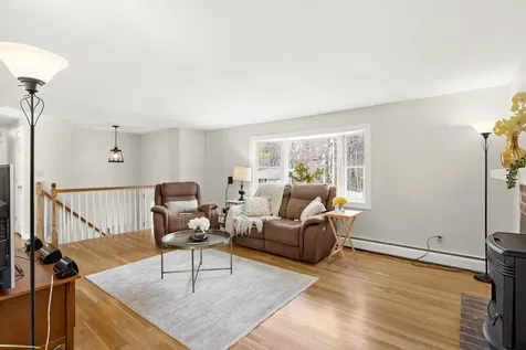 7 Den Avenue Merrimack NH 03054