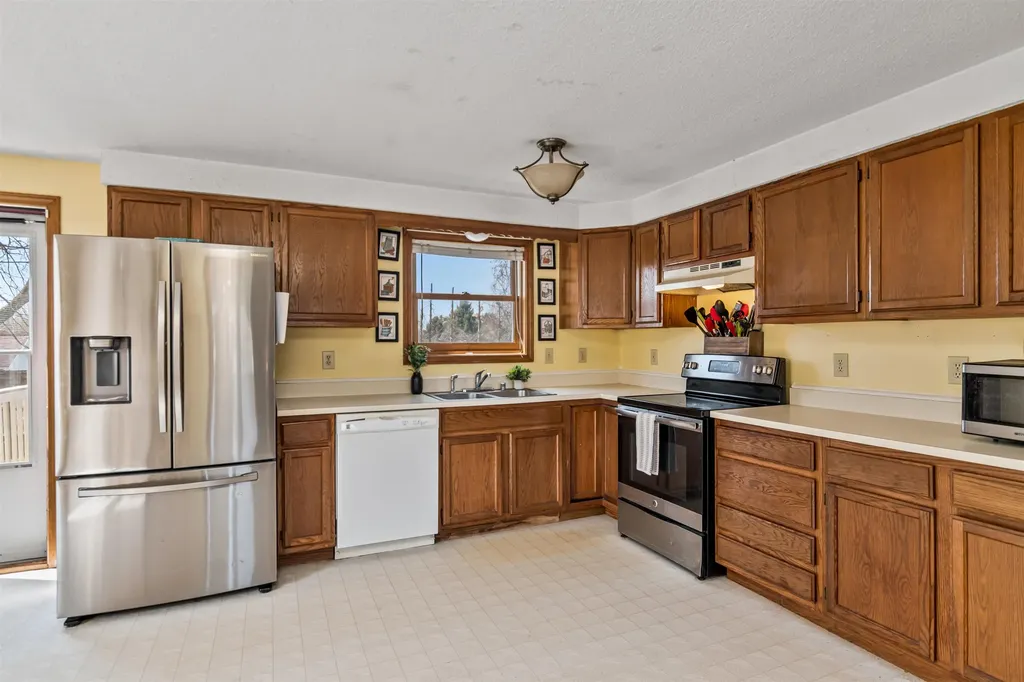 4 Bowles Lane St. Albans City VT 05478