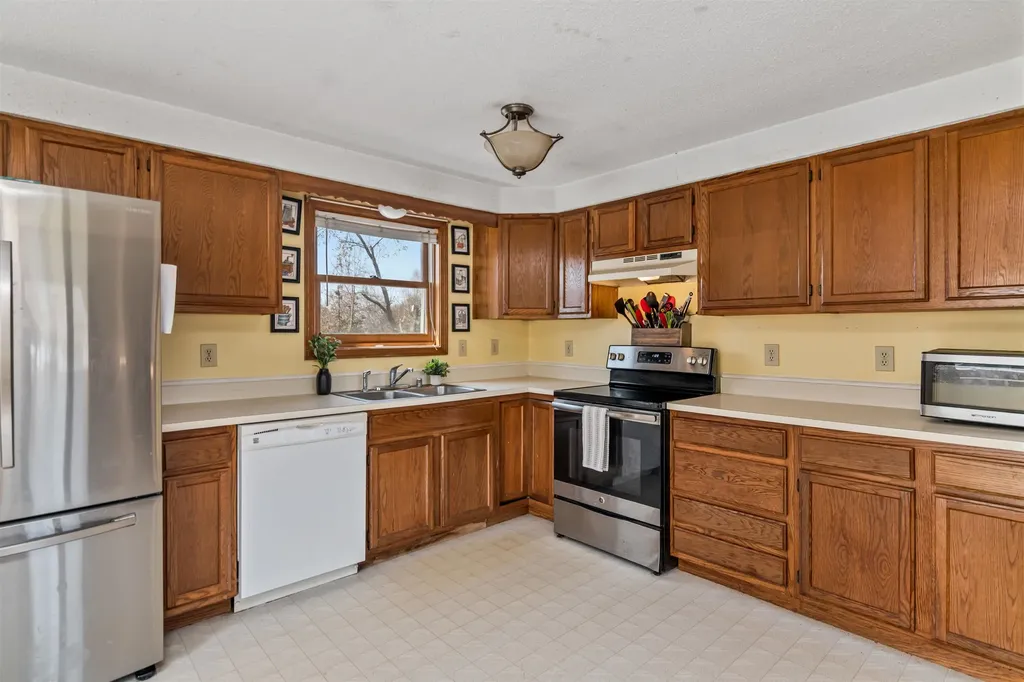 4 Bowles Lane St. Albans City VT 05478