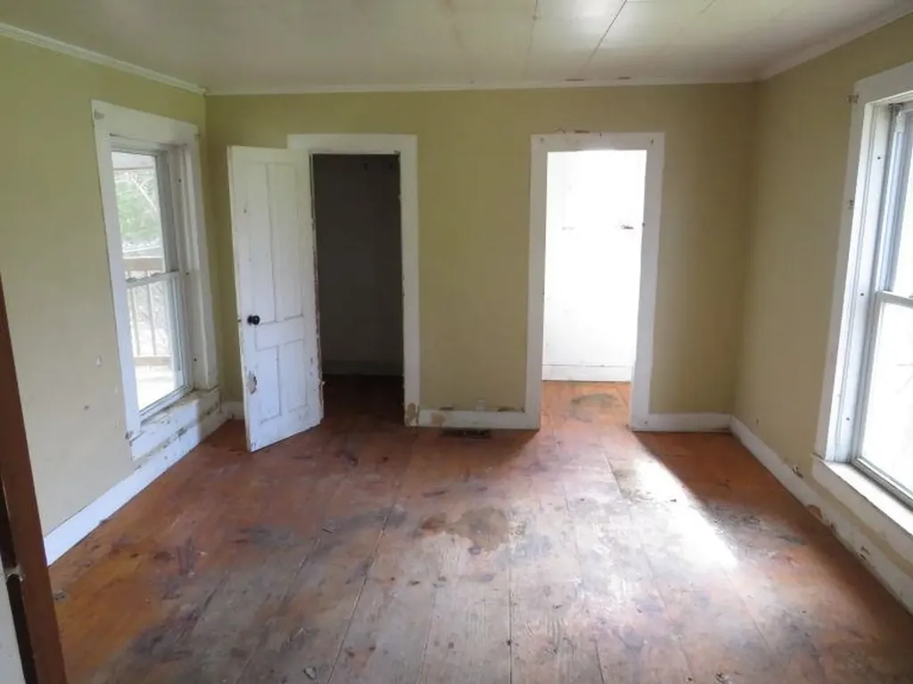 72 Nason Terrace Troy VT 05859