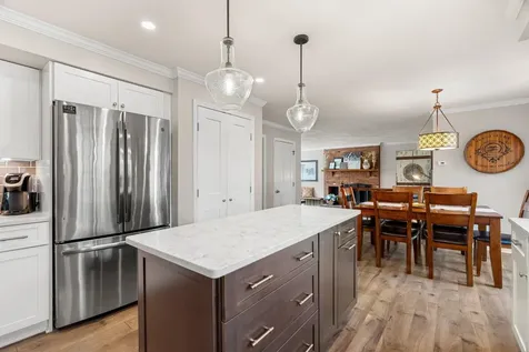 5 Wellesley Drive Bedford NH 03110