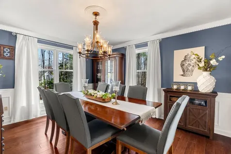 5 Wellesley Drive Bedford NH 03110