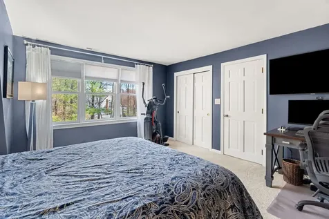 5 Wellesley Drive Bedford NH 03110