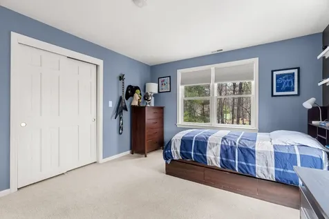 5 Wellesley Drive Bedford NH 03110