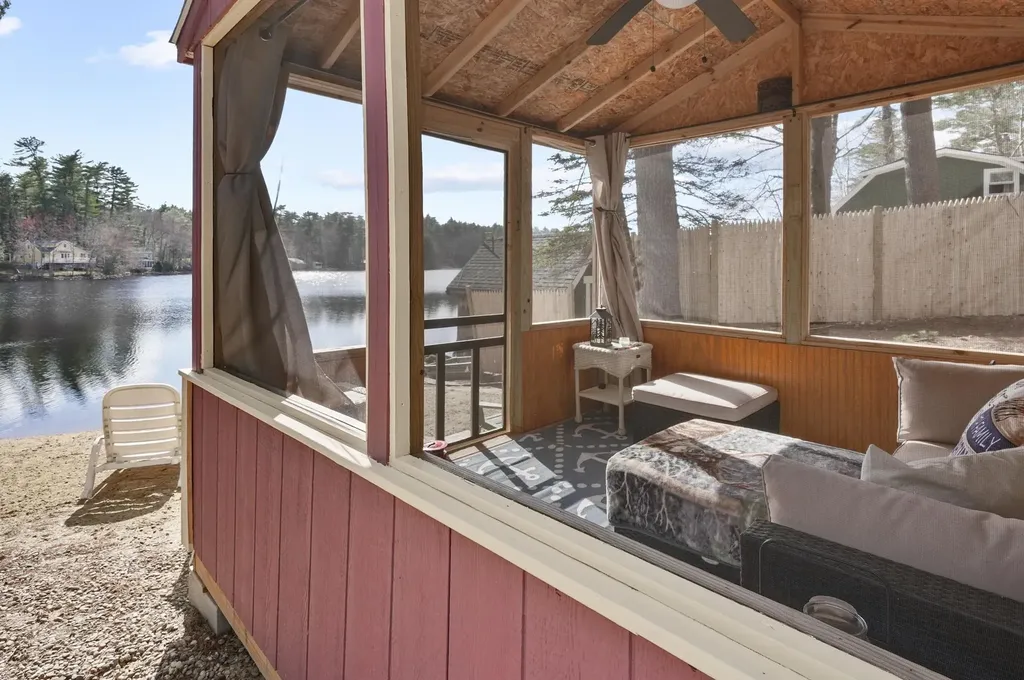 20 Ledge Road Kingston NH 03848