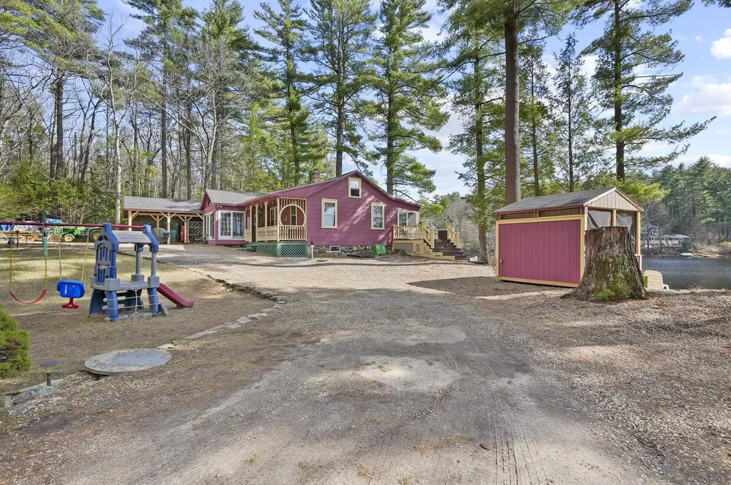 20 Ledge Road Kingston NH 03848