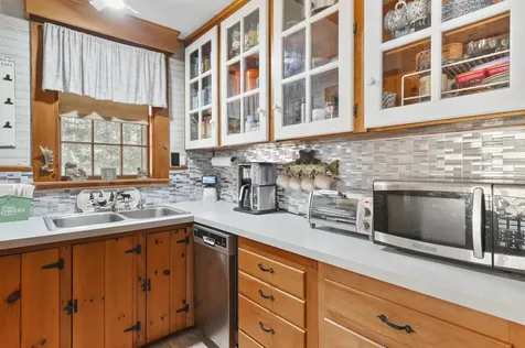 20 Ledge Road Kingston NH 03848