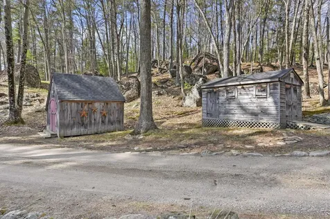 20 Ledge Road Kingston NH 03848