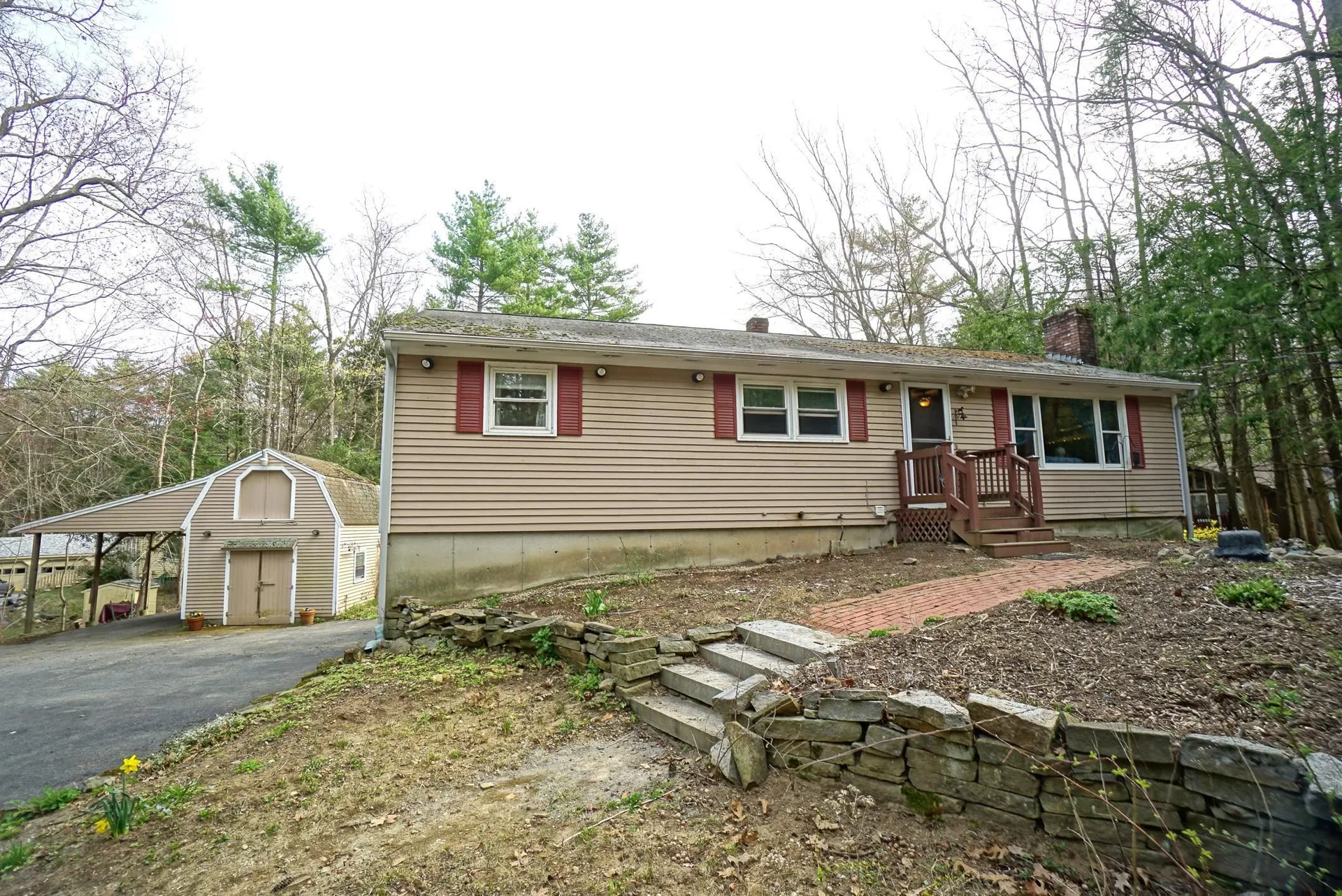 167 Colby Road Danville NH 03819