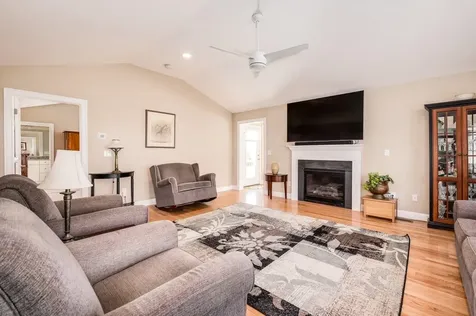 40 Sierra Hill Drive Dover NH 03820