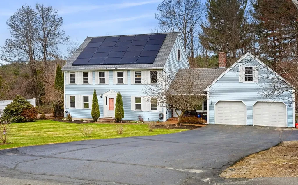 4 Rosecliff Drive Nashua NH 03062