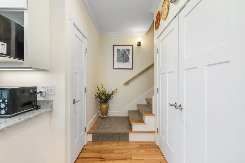 13 Green Road Newmarket NH 03857