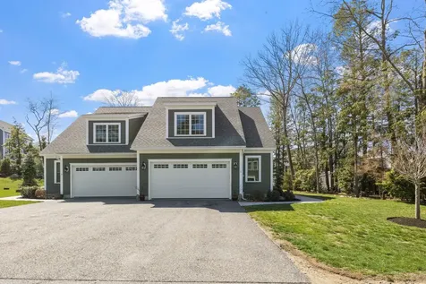 13 Green Road Newmarket NH 03857