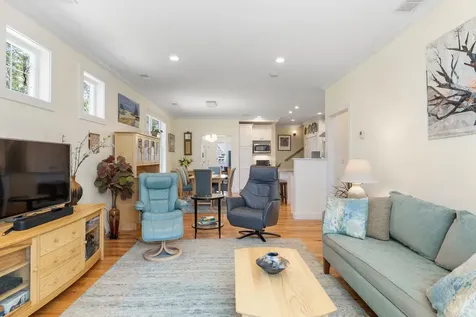 13 Green Road Newmarket NH 03857