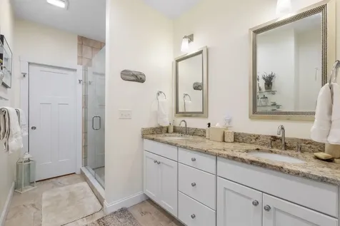 13 Green Road Newmarket NH 03857