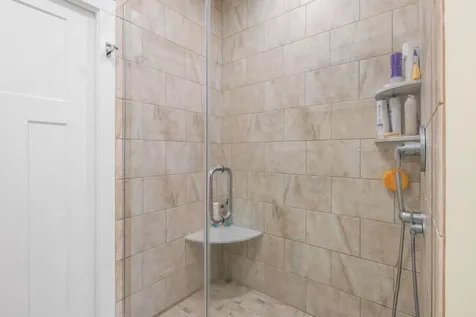 13 Green Road Newmarket NH 03857