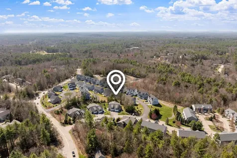 13 Green Road Newmarket NH 03857