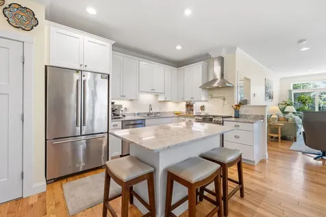 13 Green Road Newmarket NH 03857