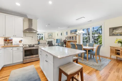 13 Green Road Newmarket NH 03857