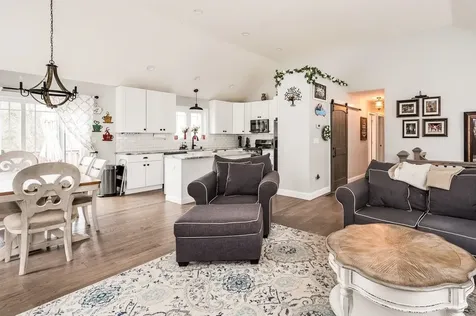 30 Longview Drive Henniker NH 03242