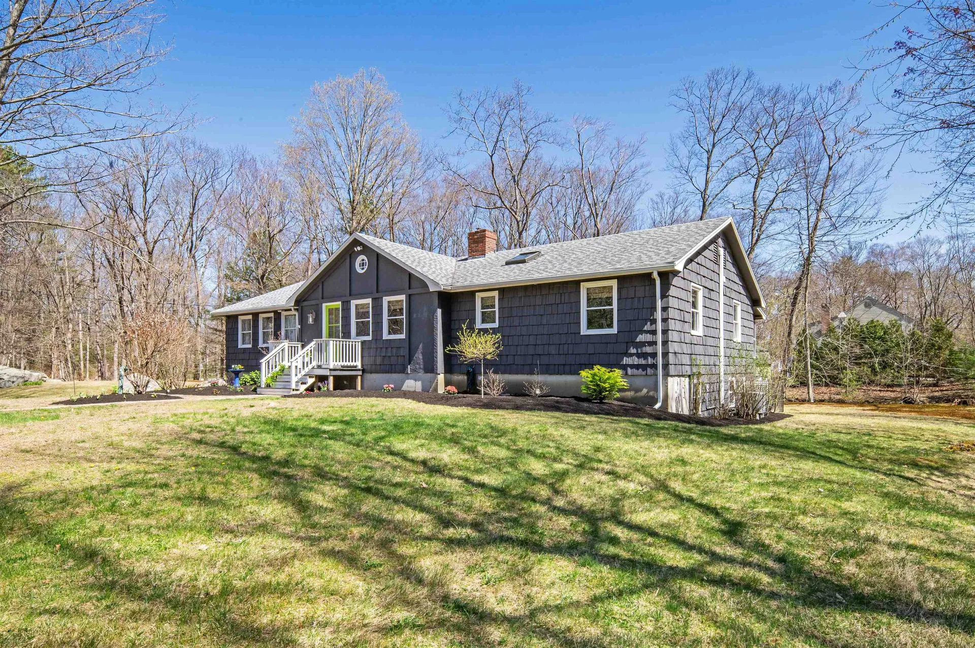 2 Hartmann Place Exeter NH 03833