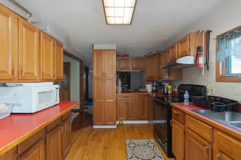 2 Wrisley Street Essex Junction VT 05452