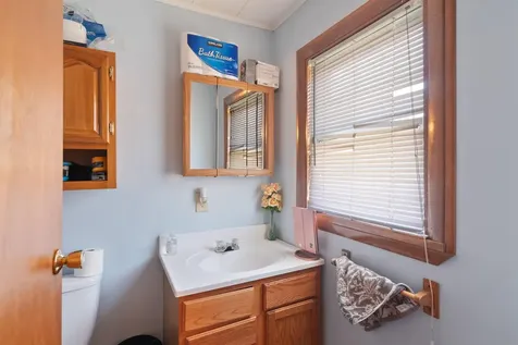 2 Wrisley Street Essex Junction VT 05452