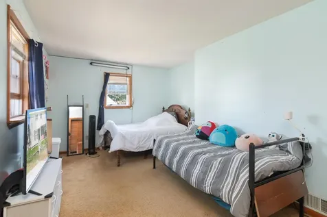 2 Wrisley Street Essex Junction VT 05452