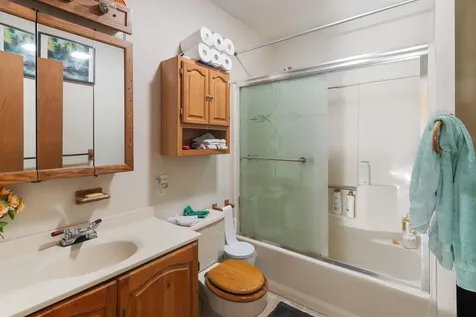 2 Wrisley Street Essex Junction VT 05452