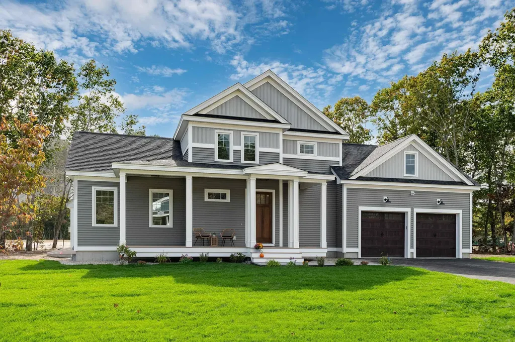 37 Cascade Circle Kennebunk ME 04043