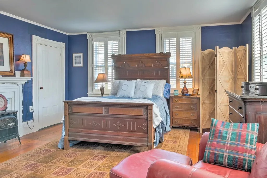 16 Old Cheshire Turnpike Walpole NH 03608