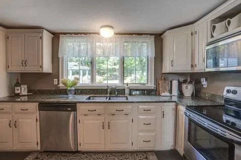 85 Old Revolutionary Road Temple NH 03084