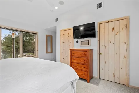 28 Island Drive Laconia NH 03246