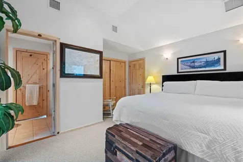 28 Island Drive Laconia NH 03246