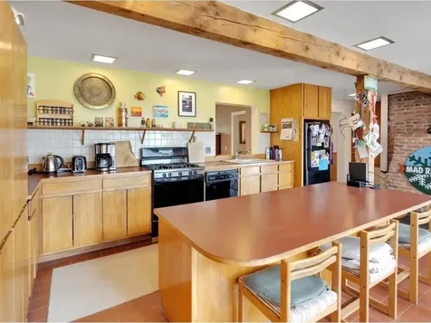 74 Magic Hill Road Hinesburg VT 05461