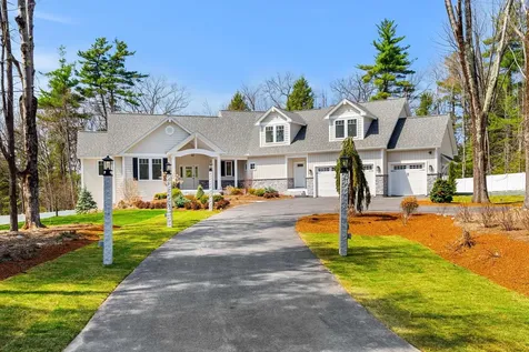 7 Sundance Lane Bow NH 03304