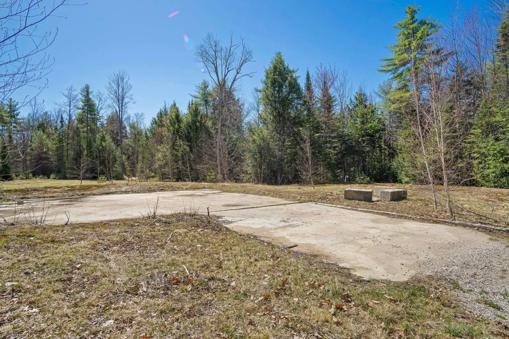 95 Stevens Road Effingham NH 03882