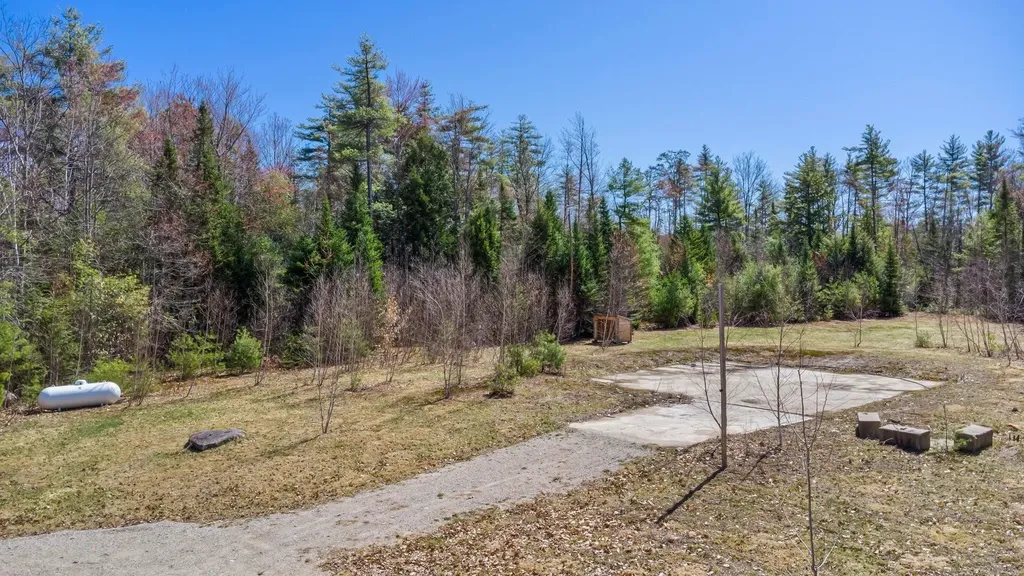 95 Stevens Road Effingham NH 03882