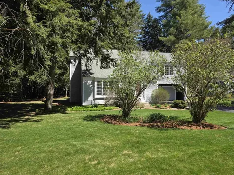 49 Peterson Circle Concord NH 03301