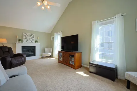 67 Windflower Drive Manchester NH 03109