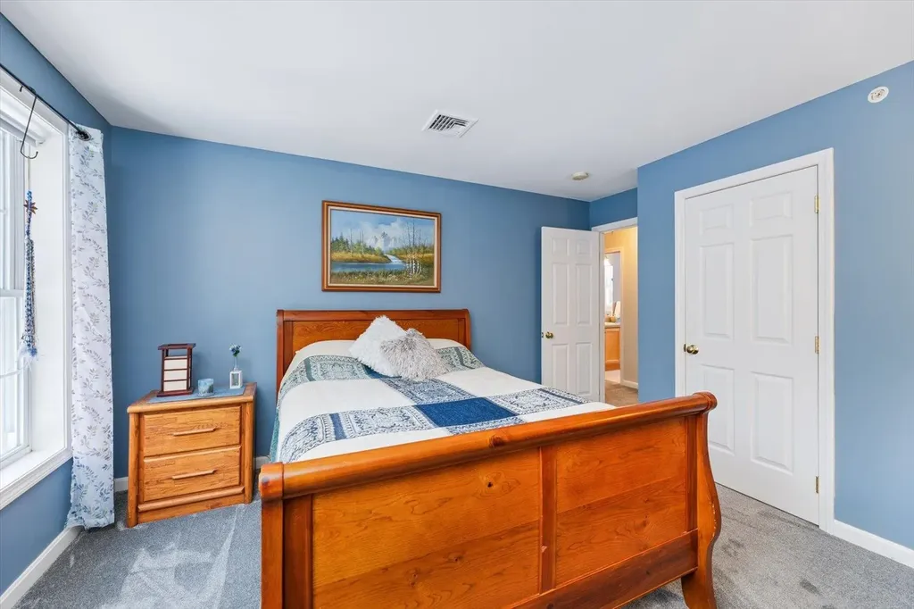 14 Snow Road Peterborough NH 03458