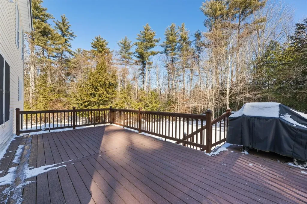 14 Snow Road Peterborough NH 03458