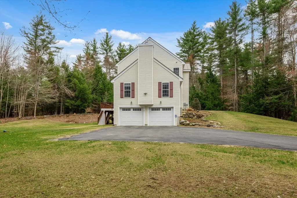 14 Snow Road Peterborough NH 03458