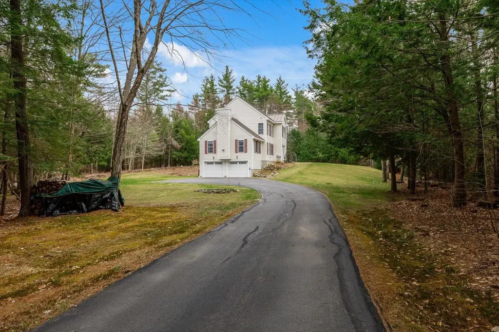 14 Snow Road Peterborough NH 03458