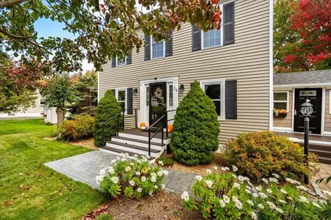 14 Constance Street Bedford NH 03110